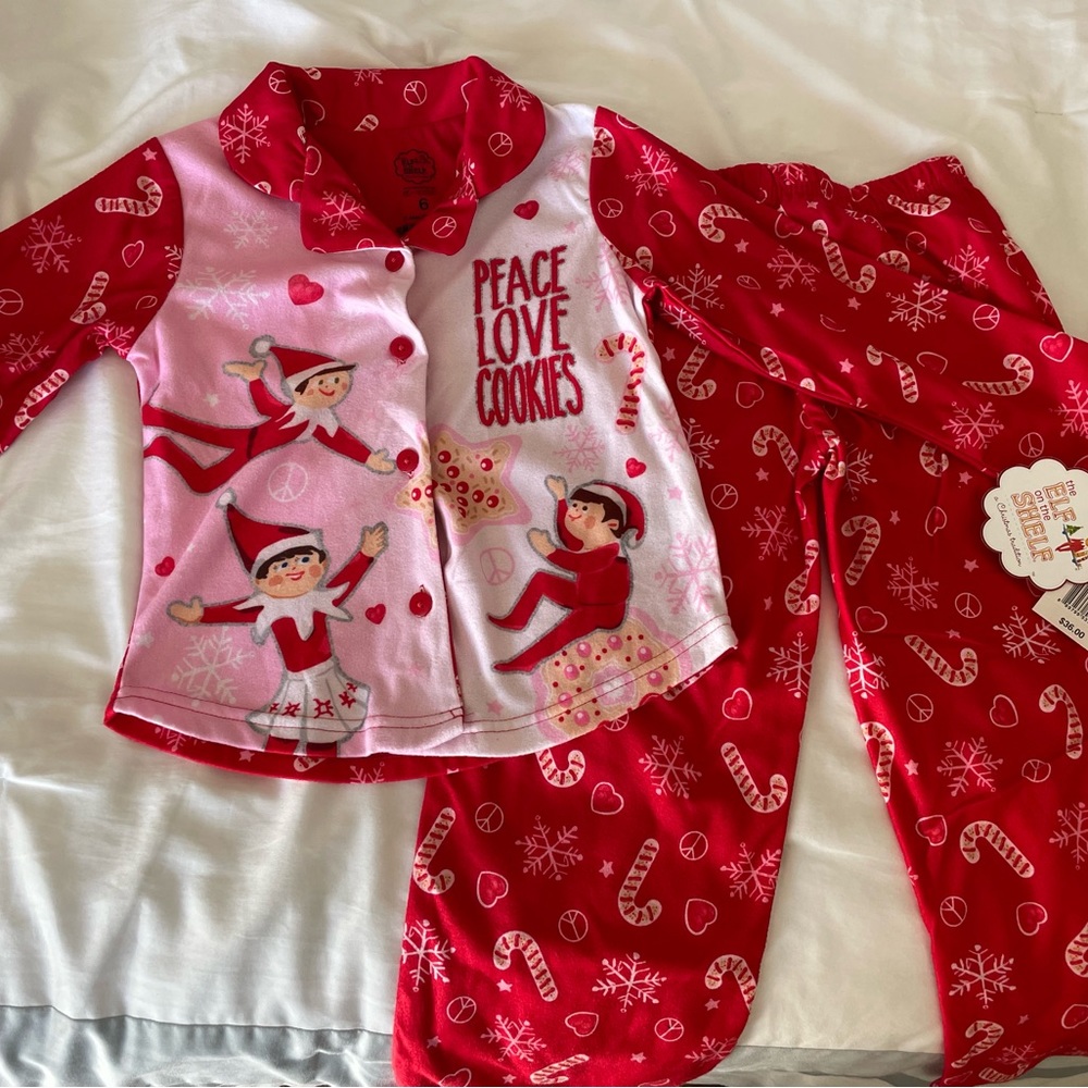 Girls Elf on the Shelf PJ. Size 6.